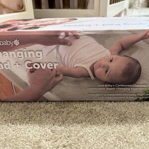 Changing Pad with Cover - White